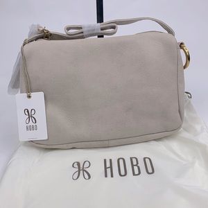 Hobo Hark Pebble Leather Handbag Gold zipper Hardware Tassel Lined New NWT